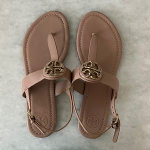 Tory Burch patent leather sandal size 9